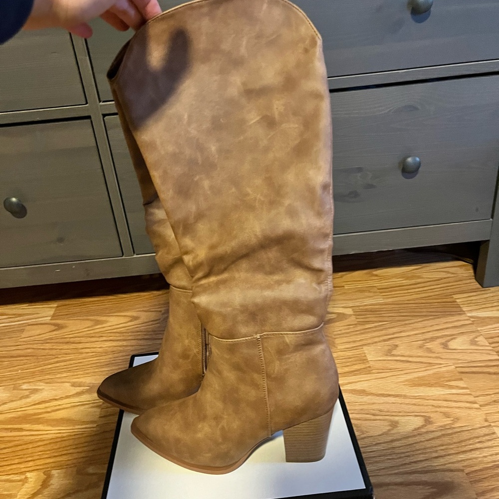 Brown boots